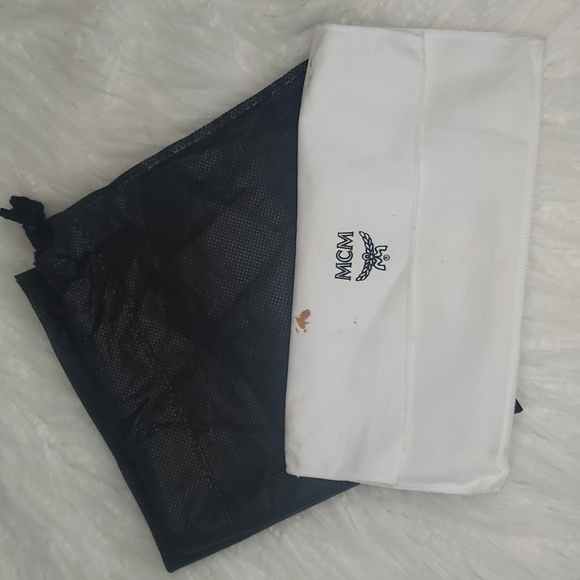 MCM Bicolor Long Zippy Wallet - Picture 13 of 13